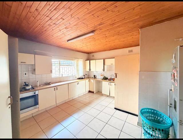 3 BEDROOM HOUSE FOR SALE IN VANDERBIJLPARK CW 6